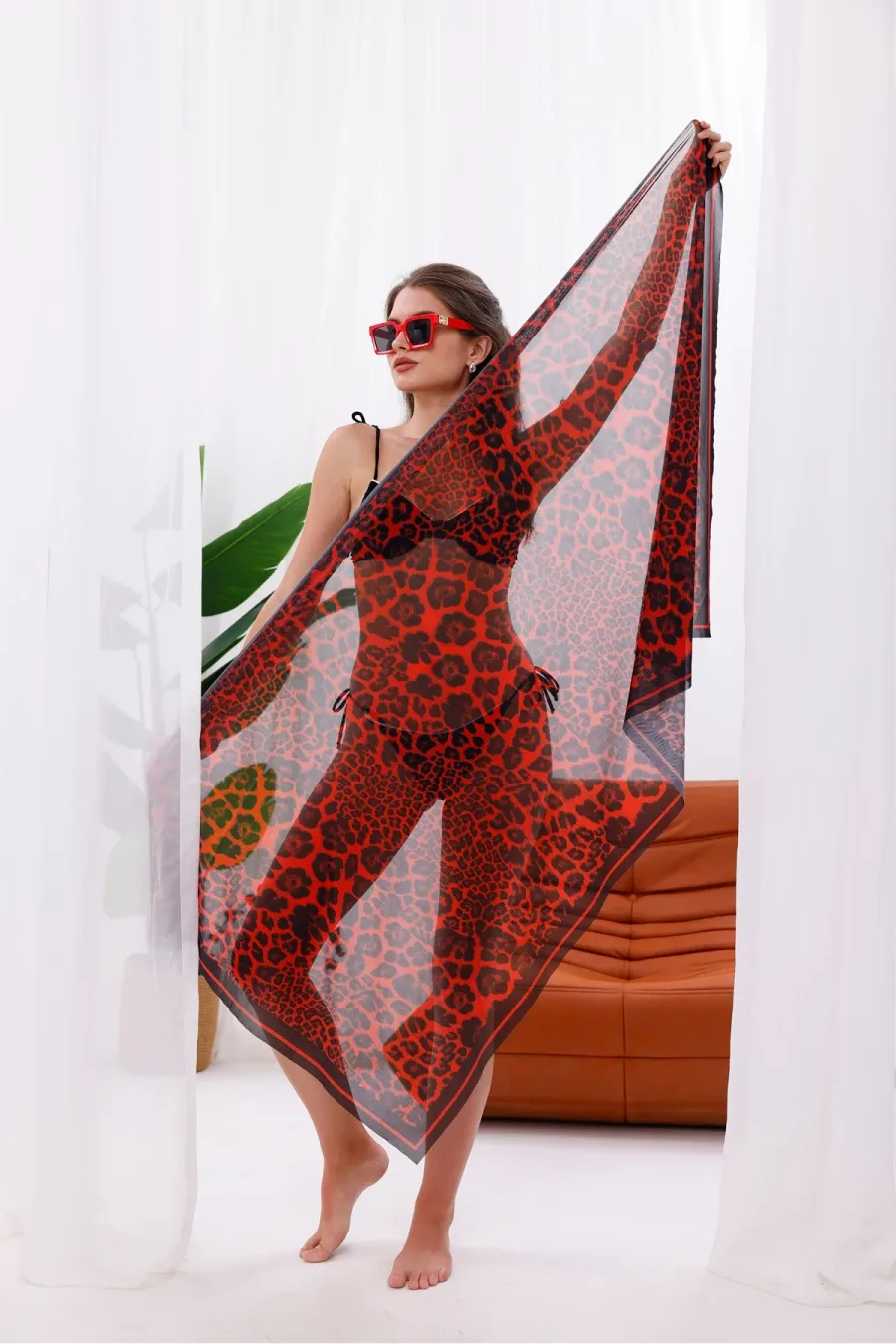 İç Gösterir Transparan Pareo - Kırmızı Leopar Model 150x95 Cm