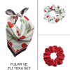 Kadın Dijital Baskılı Kiraz Fular & Simit Toka Seti – 1 Fular (48×48 cm) + 2 Simit Toka