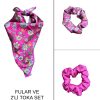 Kadın Dijital Baskılı Pembe Çiçek Fular & Simit Toka Seti – 1 Fular (48×48 cm) + 2 Simit Toka