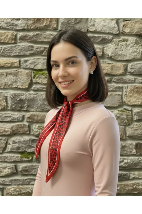 Kırmızı Leopar Şeritli Fular Bandana Estascarf 7,5x100cm Kırmızı Leopar Şeritli Fular Bandana Estascarf 7,5x100cm