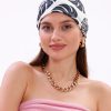 Monstera Yaprakları Model Fular Bandana Şal Estascarf 70x70 Cm