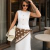 Premium Bordürlü Puantiye Üçgen Fular – Kahve Ekru 46x127cm