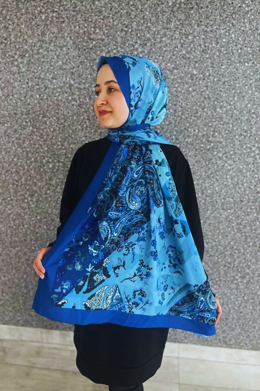 Retro Desenli Kadın Şal Mavi Estascarf