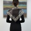 Saray Motif Desenli Kahverengi Üçgen Fular Bandana Estacraft - 100x45 cm