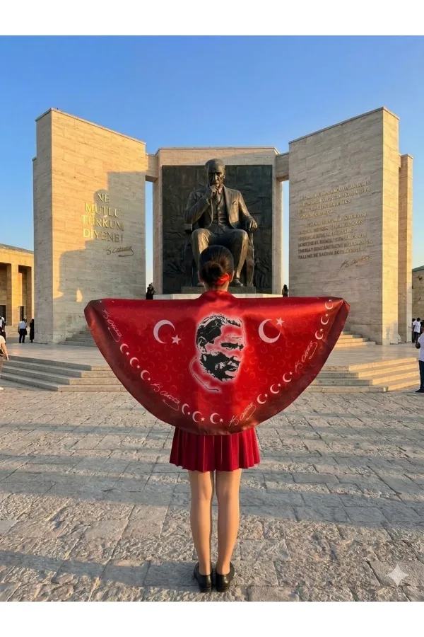Tarzını Seç Çift Taraflı Atatürk Türk Bayraklı Pelerin Gösteri Kostümü 145x73cm Tarzını Seç Çift Taraflı Atatürk Türk Bayraklı Pelerin Gösteri Kostümü 145x73cm