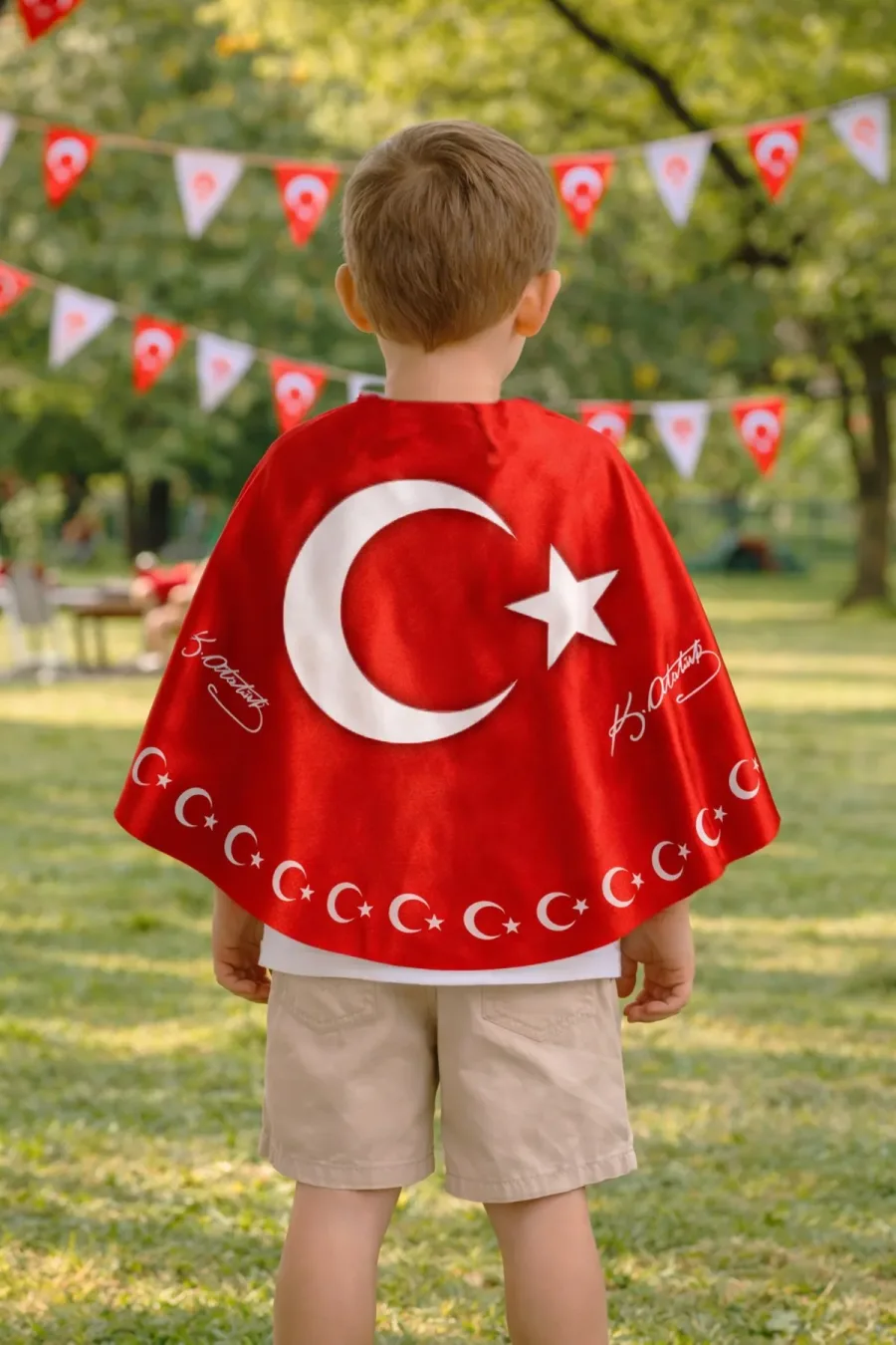 Tarzını Seç Çift Taraflı Ayyıldız Türk Bayraklı Pelerin Gösteri Kostümü 145x73cm Tarzını Seç Çift Taraflı Ayyıldız Türk Bayraklı Pelerin Gösteri Kostümü 145x73cm