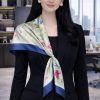Tarzını Seç Lacivert Gül Fular / Bandana / Aksesuar / Şal / Eşarp 70x70