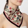 Tarzını Seç Siyah Gül Fular / Bandana / Aksesuar 48x48 cm