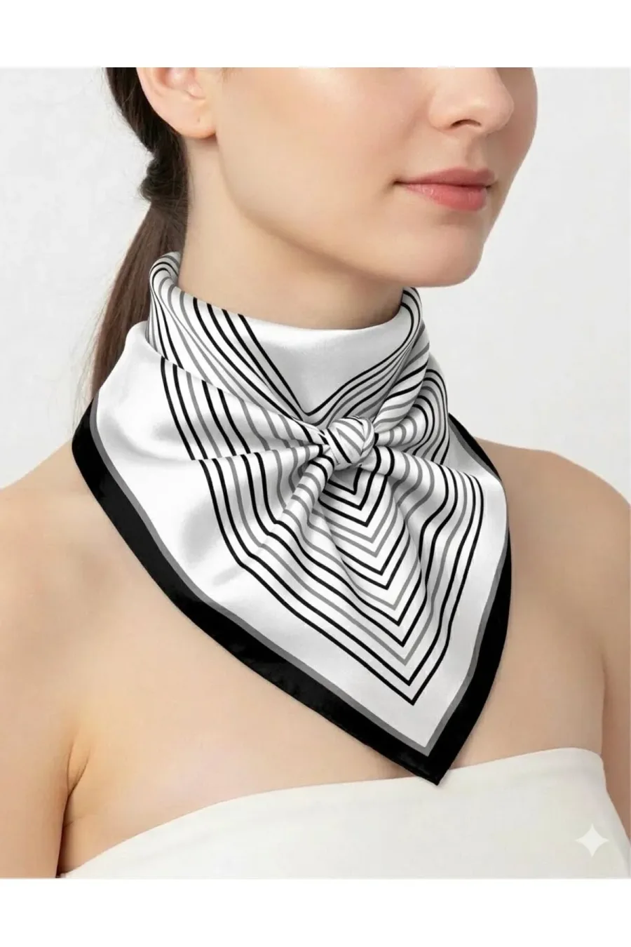 Tarzını Seç Siyah V Çizgi Fular / Bandana / Aksesuar 48x48 cm