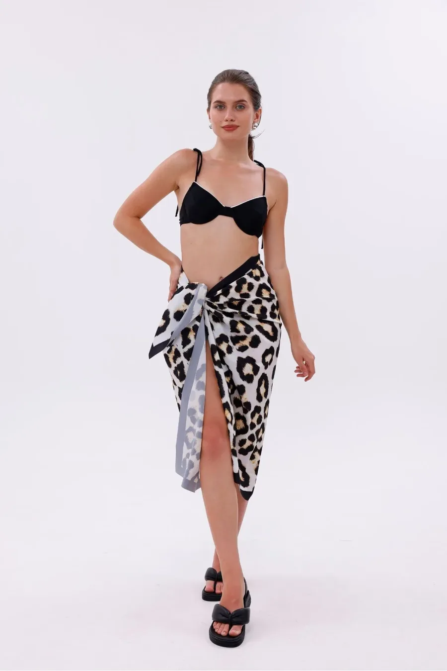 Uzun Pareo – Leopar Desenli Bandana & Pareo Seti