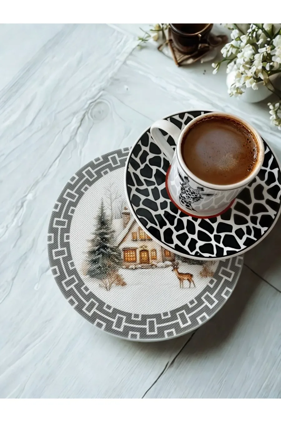 Yılbaşı  Kahve yanı peçete , sunumlık peçetel , koktely peçete , bardak altlığı 6'lı Set
