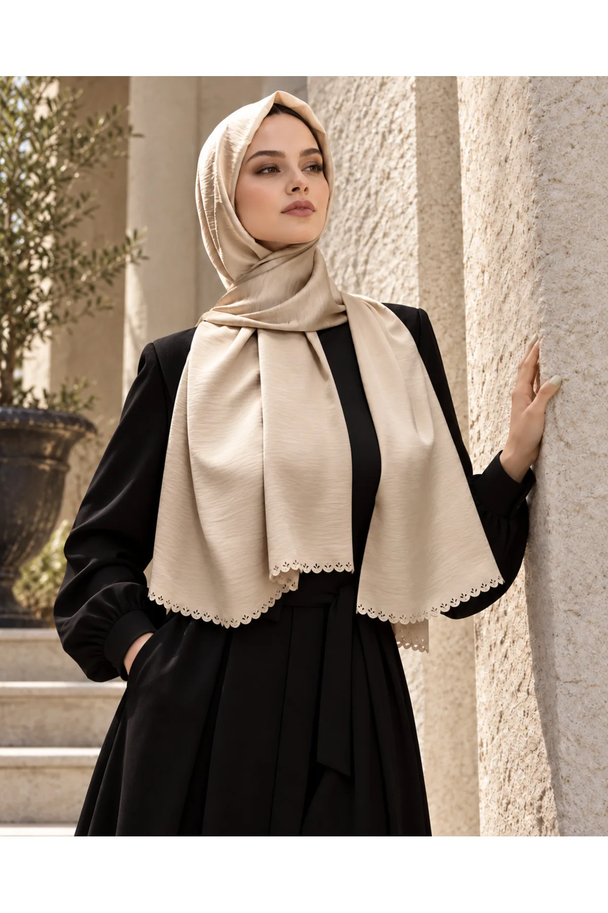 Tarzını Seç Dantel Oya Kesim Çiçek Taç Motif Şal Bej 75 x 200 cm