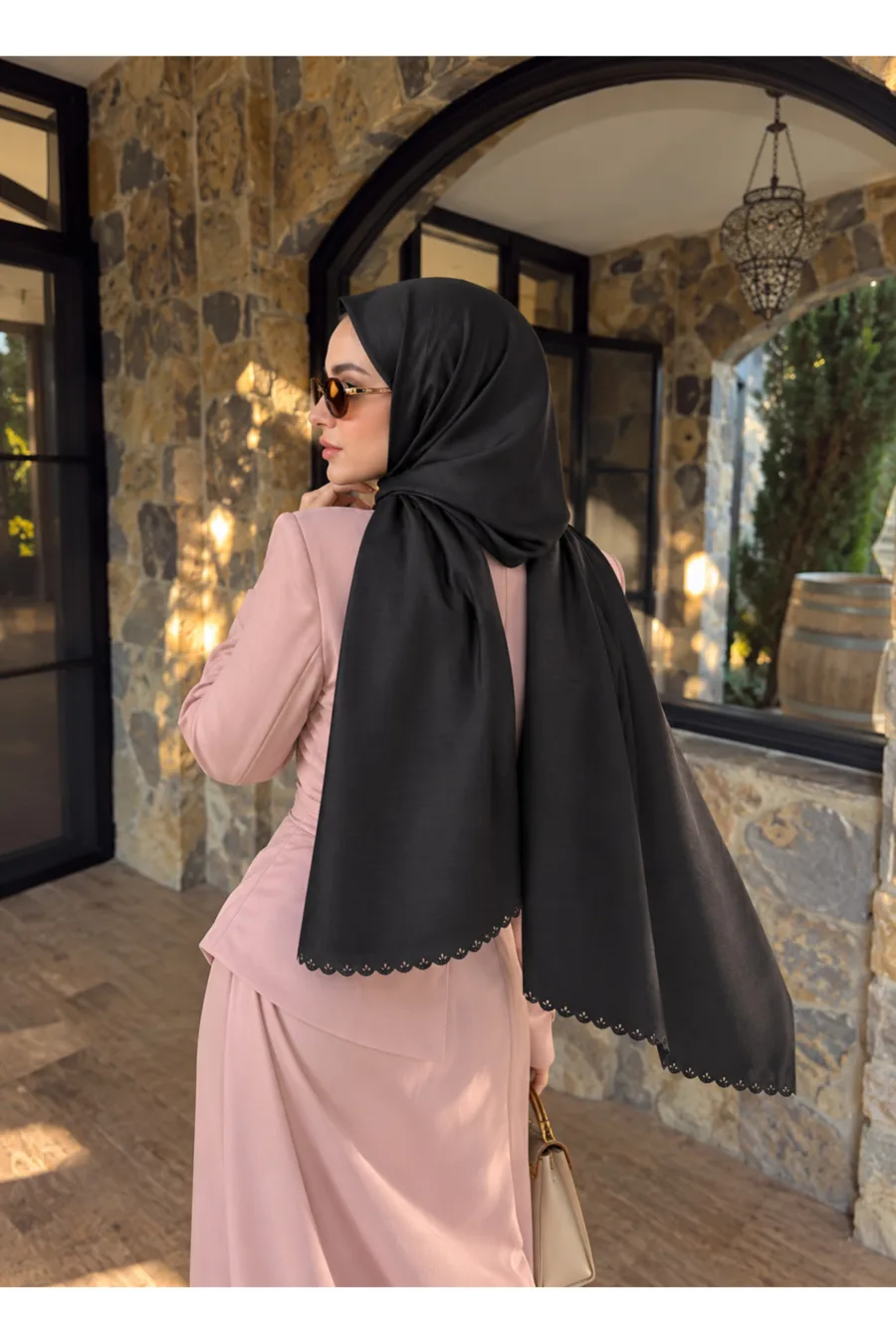 1_org_zoom-47 Tarzını Seç Dantel Oya Kesim Çiçek Taç Motif Şal Siyah 75 x 200 cm